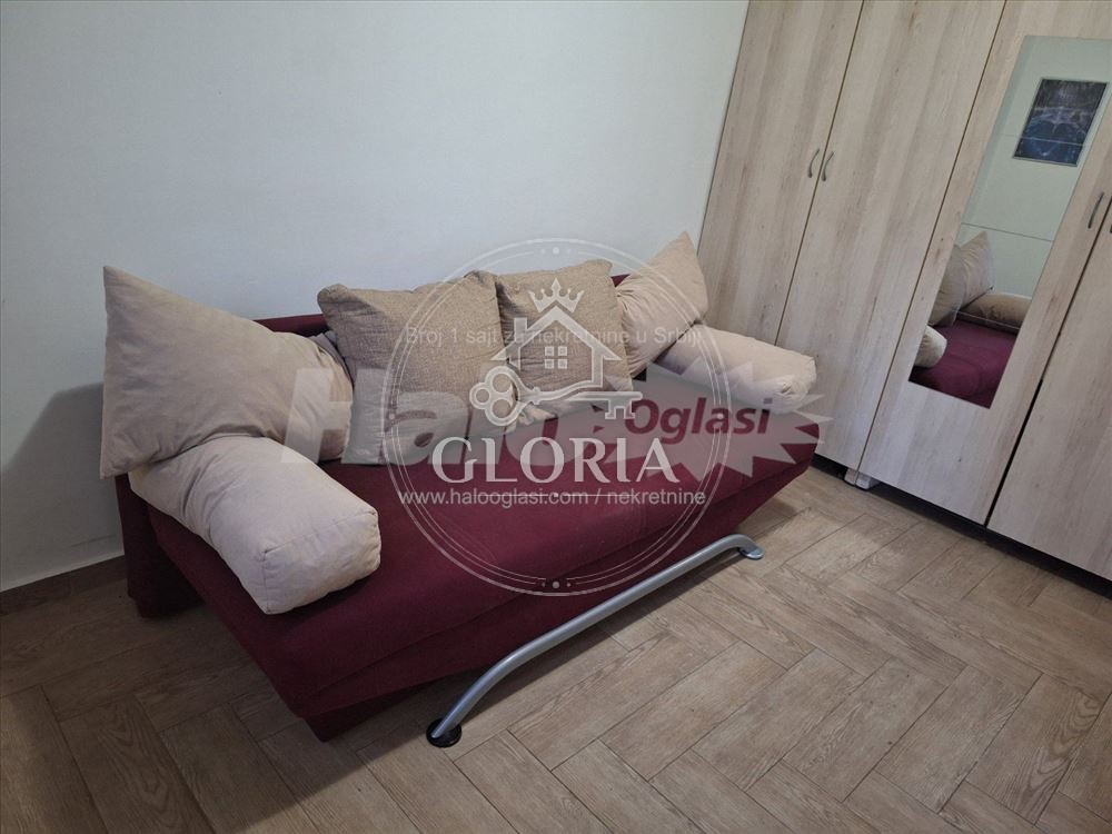 Однокомнатная квартира, 20 м², Дони град, Земун