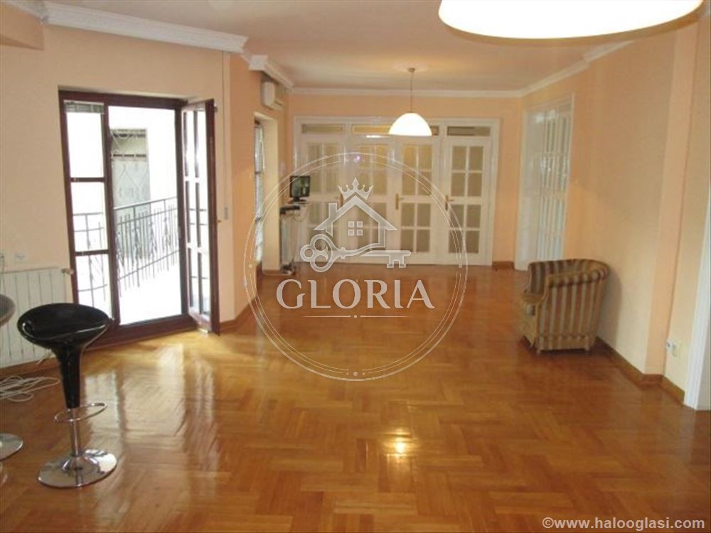 5-комнатная квартира, 180 м², Калемегдан, Старый город
