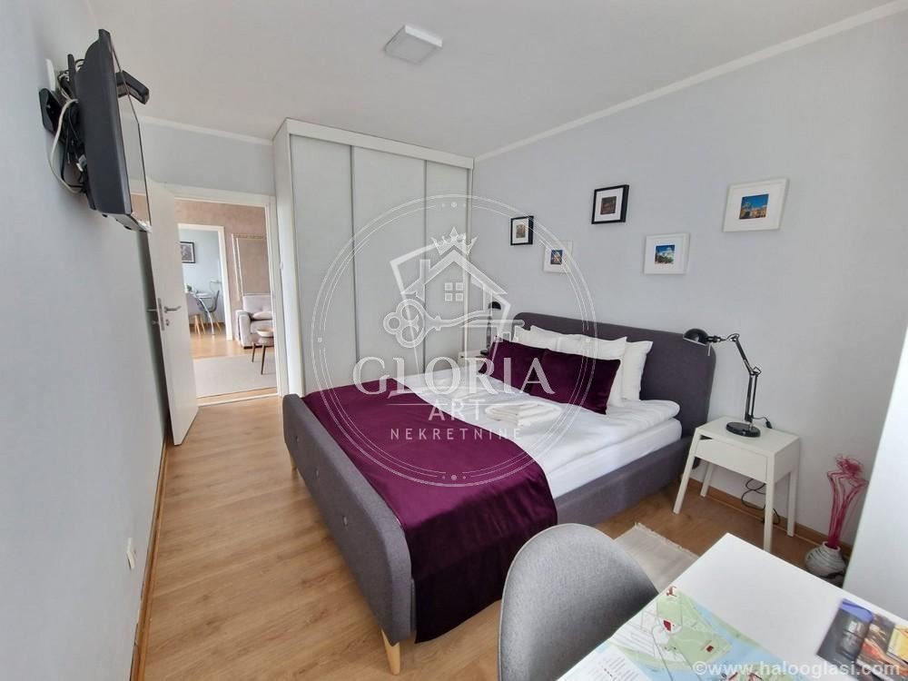 Трёхкомнатная квартира, 67 м², Хотел Хиатт, Новый Белград, фото 10