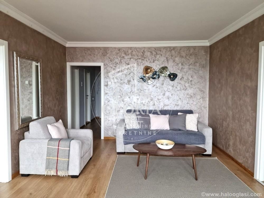 Трёхкомнатная квартира, 67 м², Хотел Хиатт, Новый Белград, фото 3