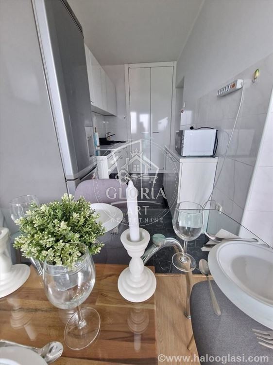 Трёхкомнатная квартира, 67 м², Хотел Хиатт, Новый Белград, фото 7