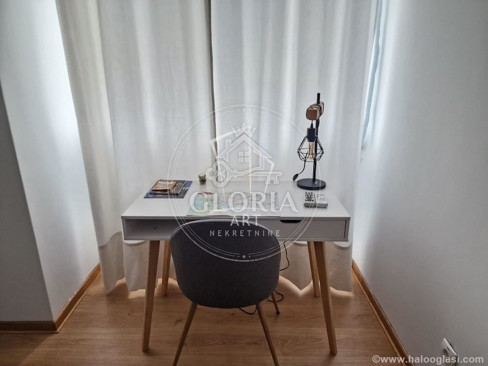 Трёхкомнатная квартира, 67 м², Хотел Хиатт, Новый Белград, фото 9