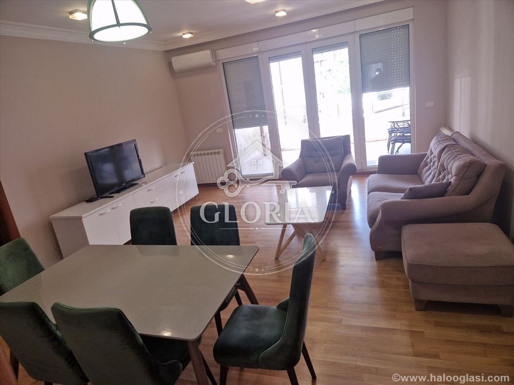 Четырёхкомнатная квартира, 140 м², Вождовачка црква, Вождовац