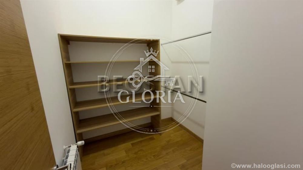 Четырёхкомнатная квартира, 102 м², Земунске капие, Земун, фото 13