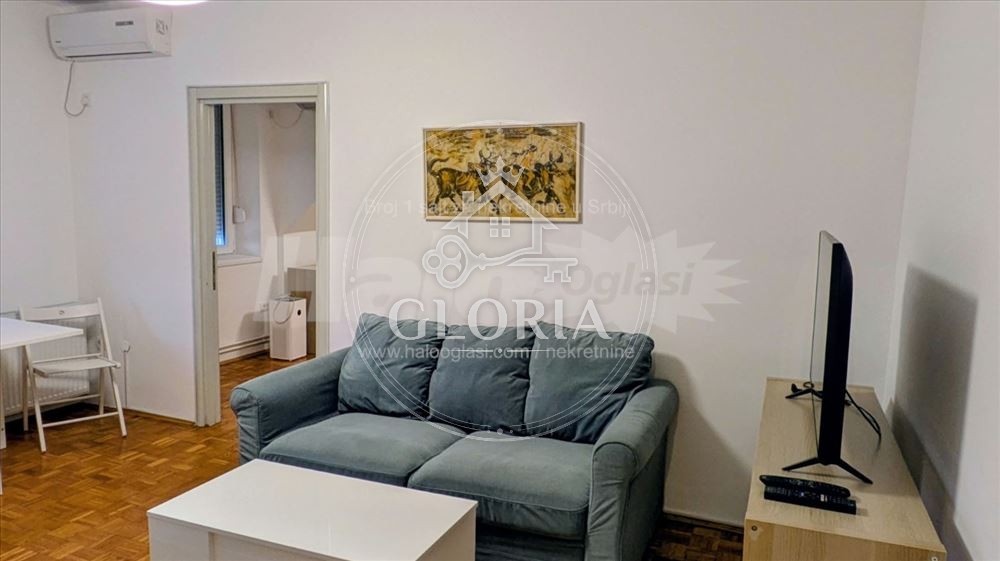 1,5-комнатная квартира, 45 м², Центр, Земун, фото 3