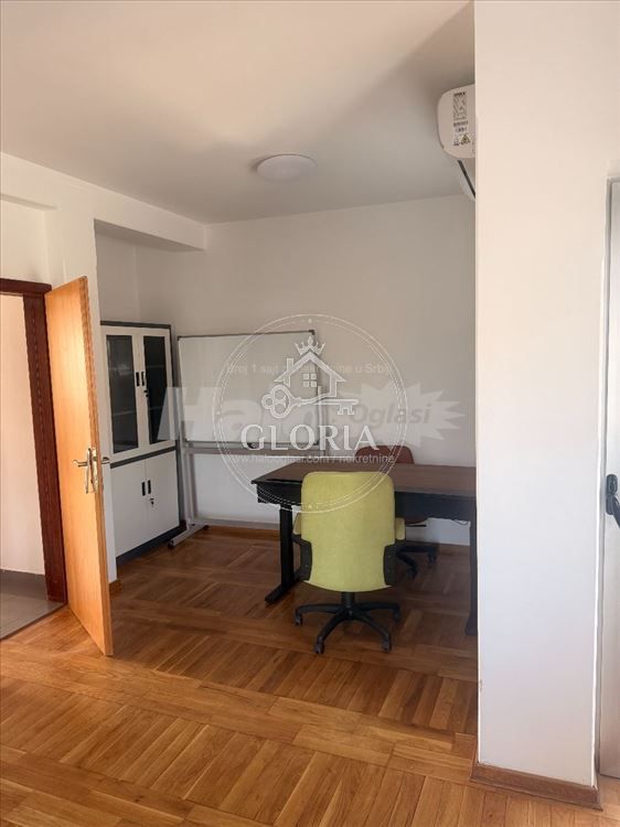 Трёхкомнатная квартира, 100 м², Алтина, Земун, фото 6