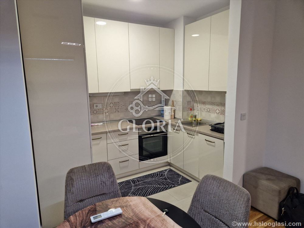 Двухкомнатная квартира, 50 м², Хала Пионир, Палилула, фото 3