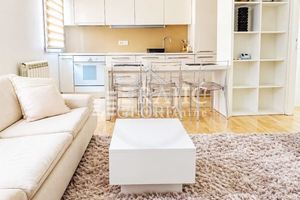 Двухкомнатная квартира, 52 м², Ташмайдан, Палилула