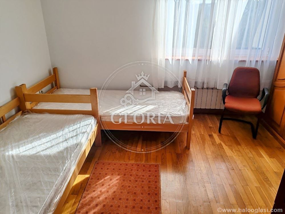 Трёхкомнатная квартира, 135 м², Сеняк, Савски-Венац, фото 12