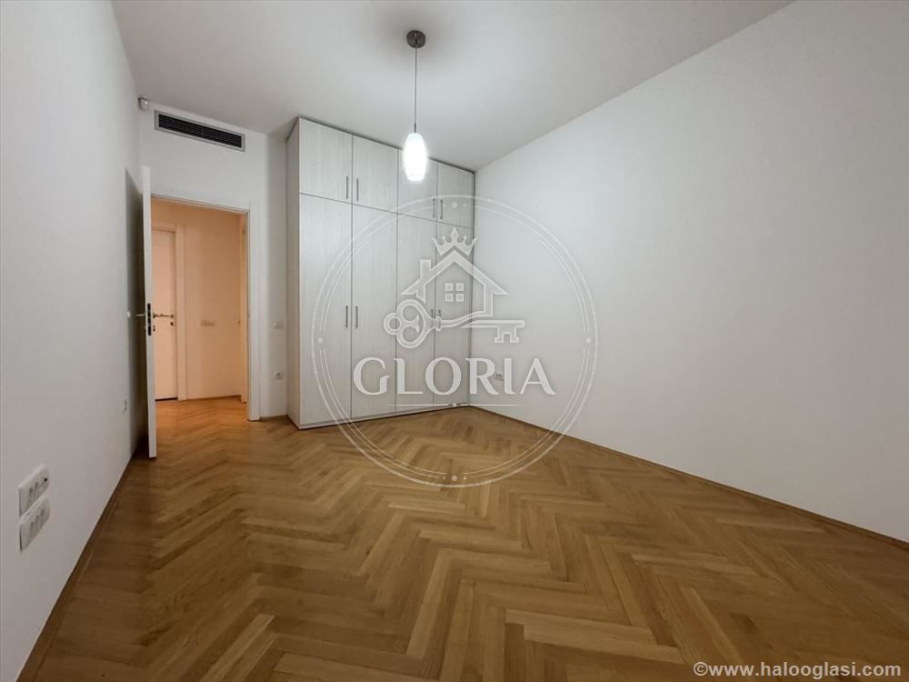 Трёхкомнатная квартира, 111 м², Храм светог Саве -, Врачар, фото 9