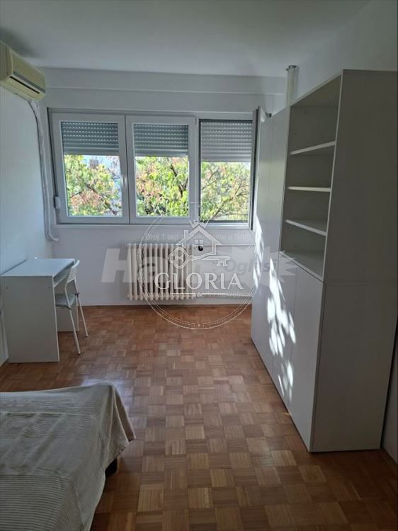 Трёхкомнатная квартира, 70 м², Стари Меркатор, Новый Белград, фото 15