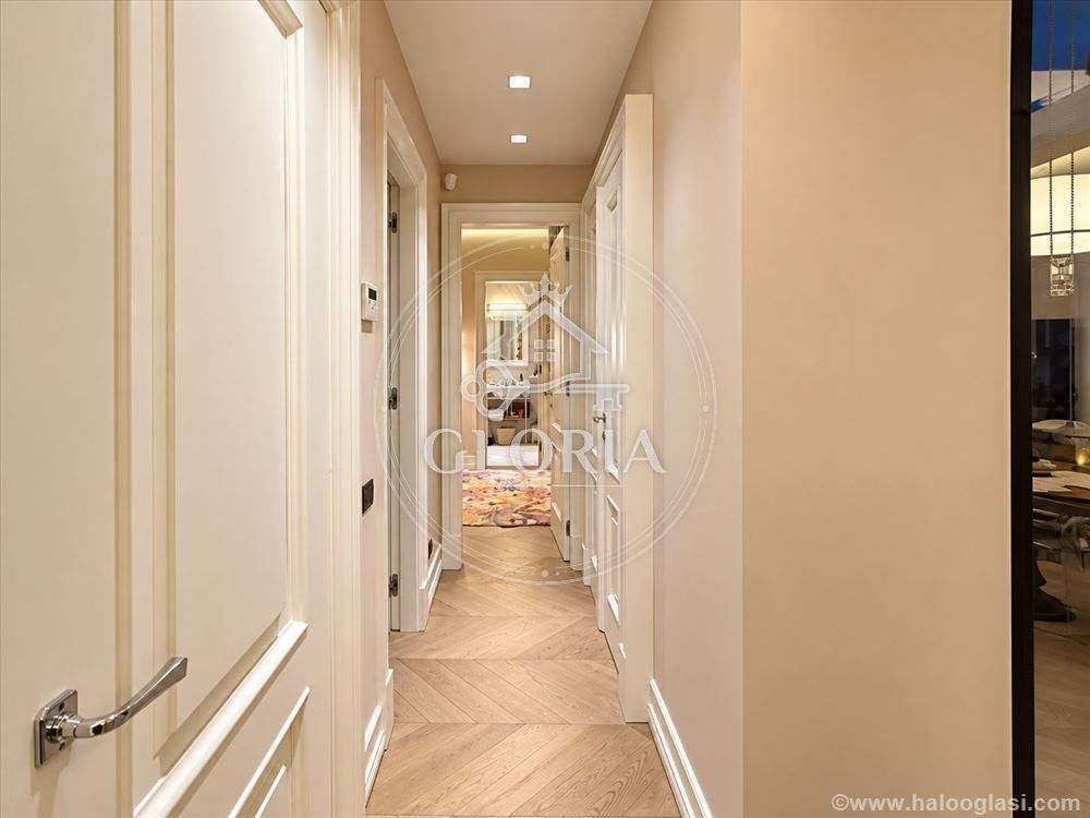 Четырёхкомнатная квартира, 110 м², Правни факултет, Врачар, фото 8