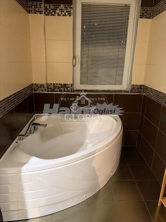 Двухкомнатная квартира, 75 м², Южни булевар, Врачар, фото 8