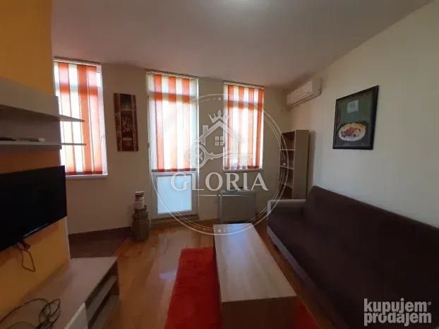 Студия, 21 м², Вождовац