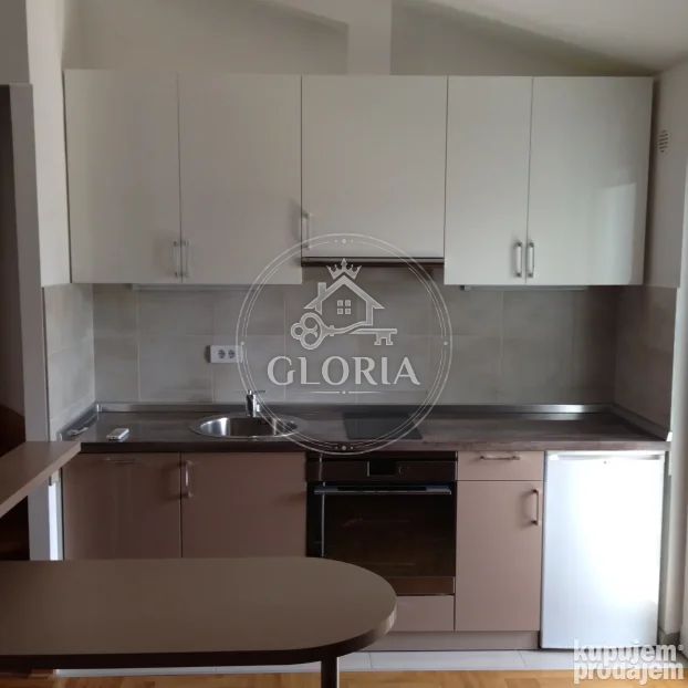 2,5-комнатная квартира, 58 м², Звездара, фото 6