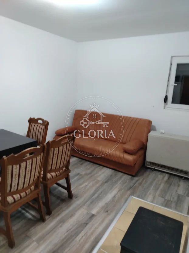 Двухкомнатная квартира, 40 м², Звездара, фото 8