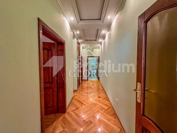 Дом, 580 м², Младеновац (mesto), Младеновац, фото 6