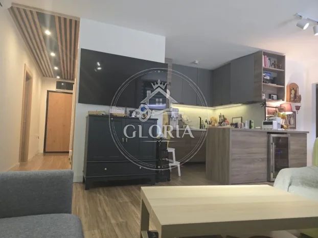 Четырёхкомнатная квартира, 125 м², Прегревица, Земун, фото 4