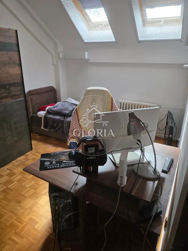 Трёхкомнатная квартира, 74 м², Блок 70 (kineski тржни centar), Новый Белград, фото 9