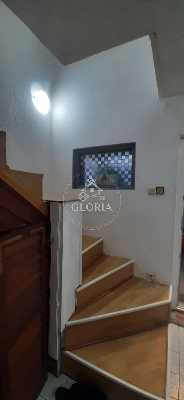 Четырёхкомнатная квартира, 70 м², Гроцка, фото 2