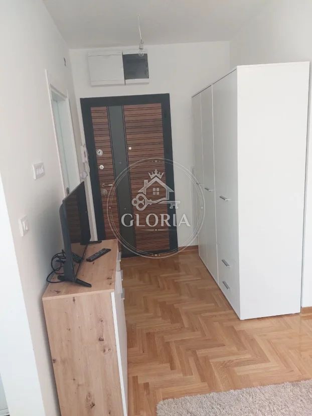 Студия, 24 м², Алтина, Земун, фото 5