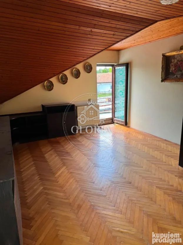 Дом, 423 м², Мала Врбица, Младеновац, фото 12