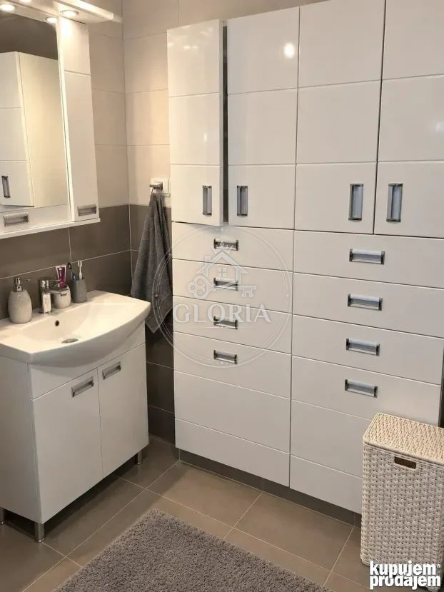Трёхкомнатная квартира, 85 м², Палилула, фото 9
