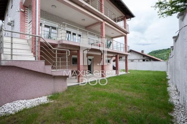 House, 492 m², Rakovica, photo 2