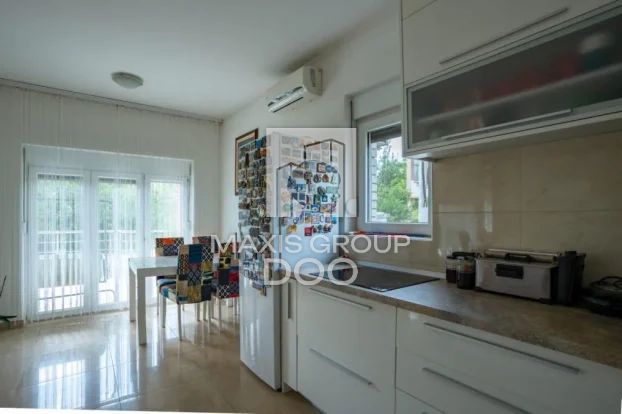 House, 492 m², Rakovica, photo 5