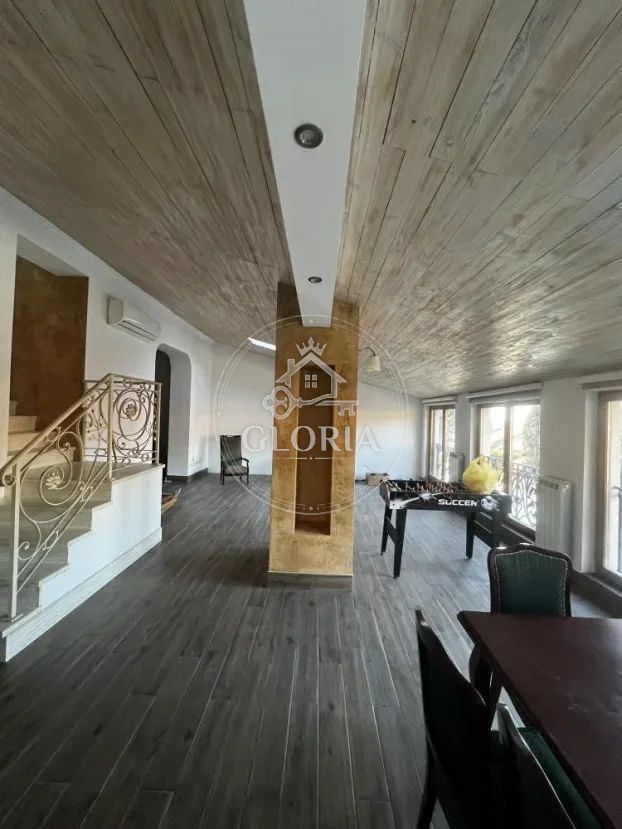 Дом, 320 м², © ОпенСтреетМап цонтрибуторс, Савски-Венац, фото 4