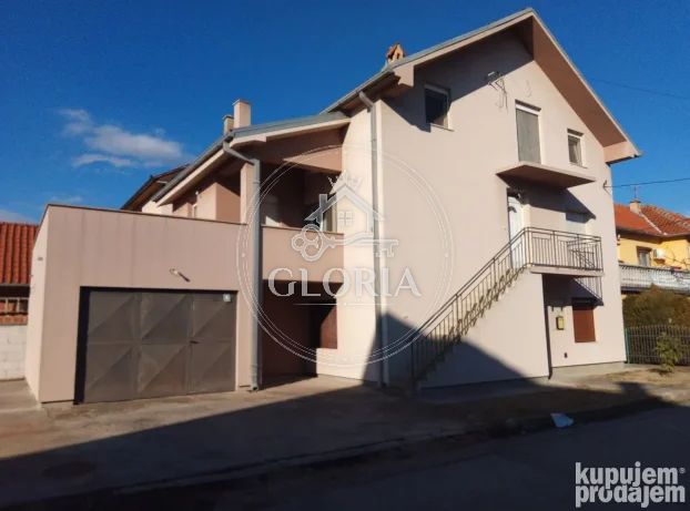 Трёхкомнатная квартира, 80 м², Палилула, фото 2