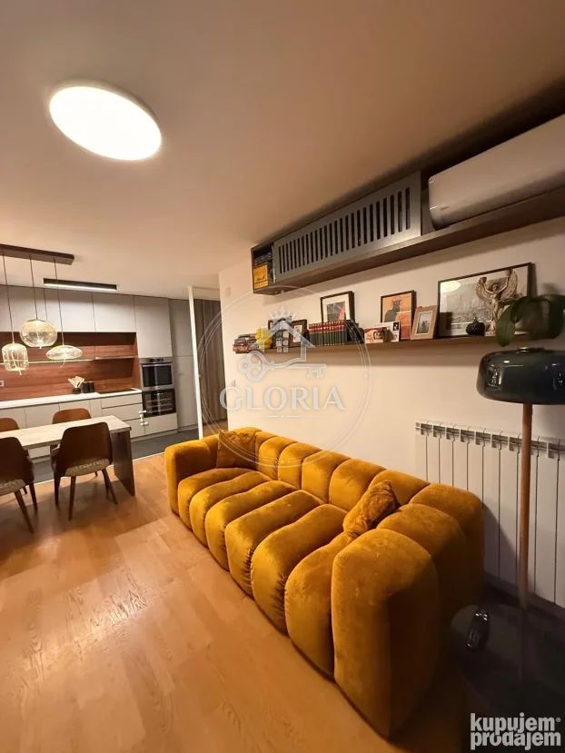 Трёхкомнатная квартира, 67.5 м², Палилула