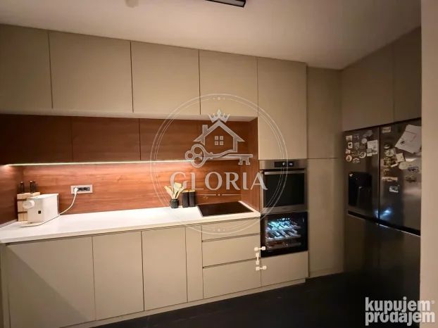 Трёхкомнатная квартира, 67.5 м², Палилула, фото 7