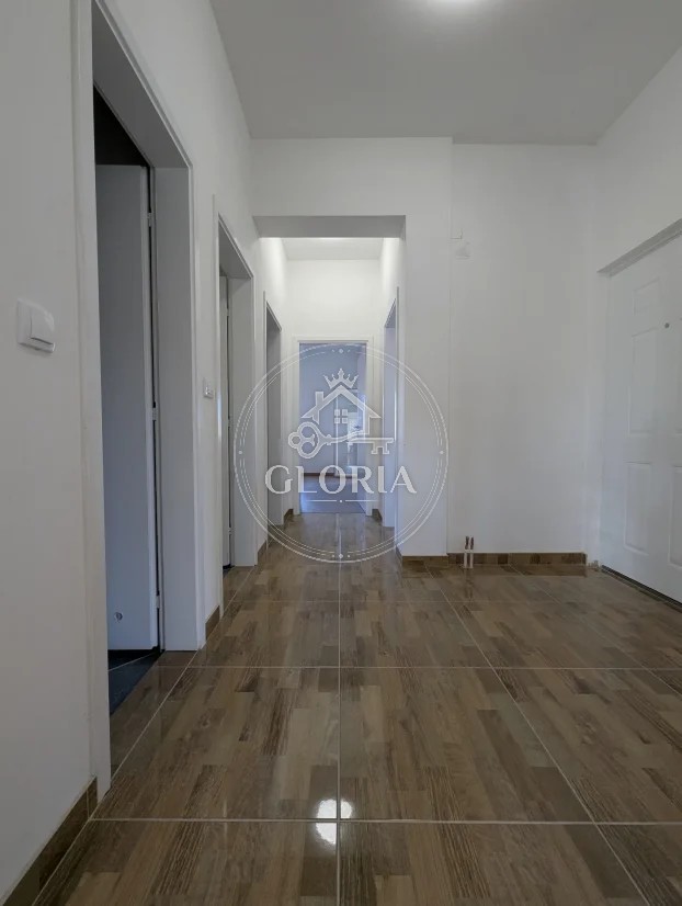 Четырёхкомнатная квартира, 95 м², Сурчин, фото 11