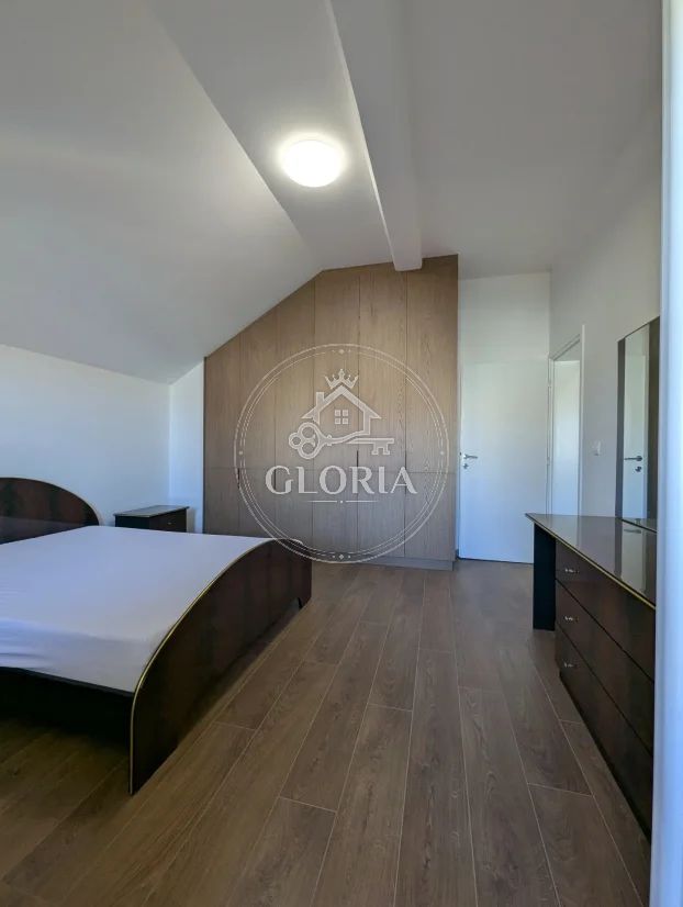 Четырёхкомнатная квартира, 95 м², Сурчин, фото 13