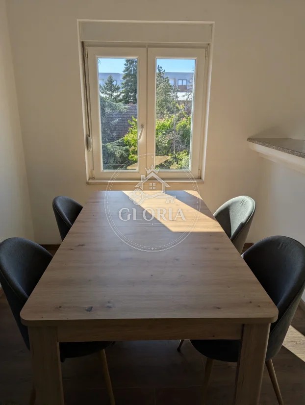 Четырёхкомнатная квартира, 95 м², Сурчин, фото 4
