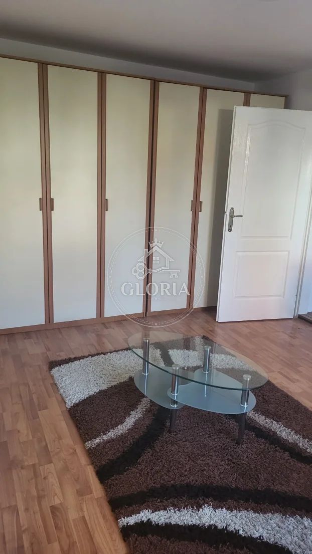 Четырёхкомнатная квартира, 52 м², Звездара, фото 4