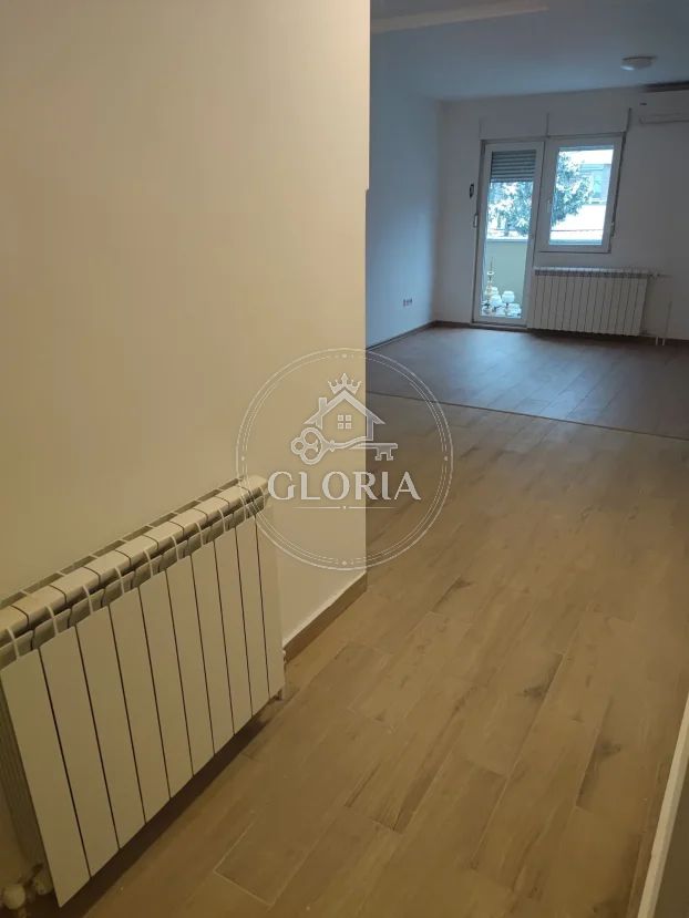 1,5-комнатная квартира, 52 м², Чукарица, фото 9