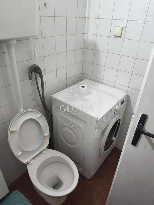 Двухкомнатная квартира, 50 м², Звездара, фото 10
