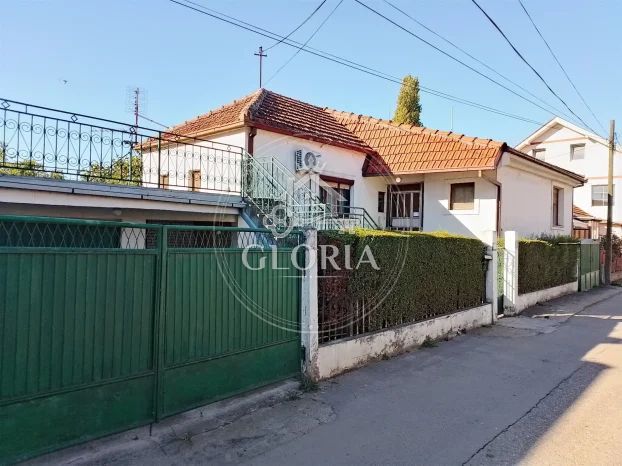 Дом, 112 м², Крняча, Палилула