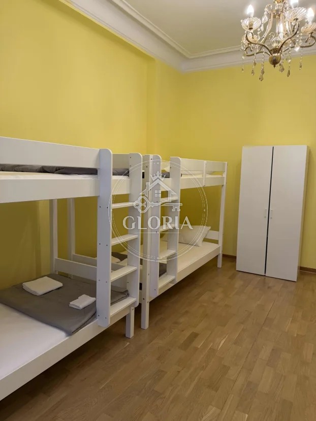 Трёхкомнатная квартира, 70 м², Старый город, фото 5