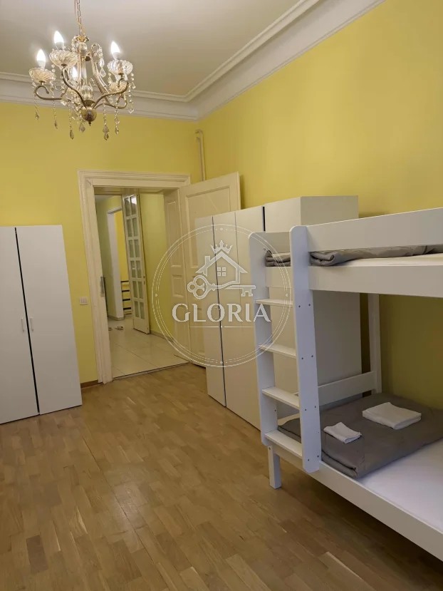 Трёхкомнатная квартира, 70 м², Старый город, фото 6