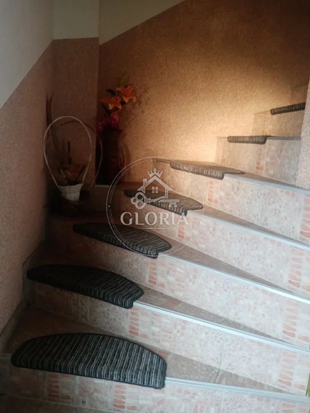 Дом, 220 м², Угриновци, Земун, фото 13