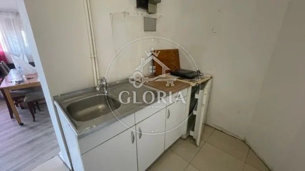 Однокомнатная квартира, 40 м², Раковица, фото 2