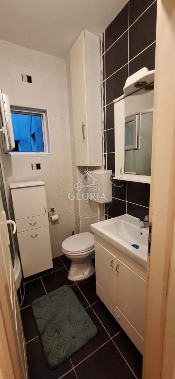 Трёхкомнатная квартира, 52 м², Палилула, фото 9