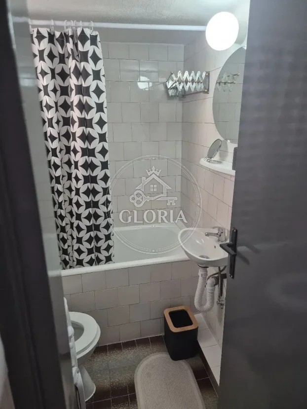 Двухкомнатная квартира, 38 м², Звездара, фото 7
