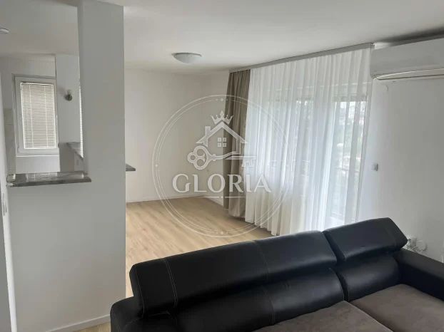 Трёхкомнатная квартира, 85 м², Раковица, фото 3