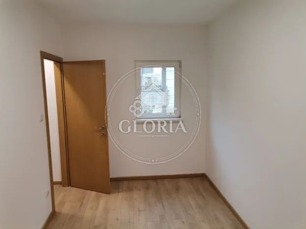 Трёхкомнатная квартира, 63 м², Палилула, фото 13