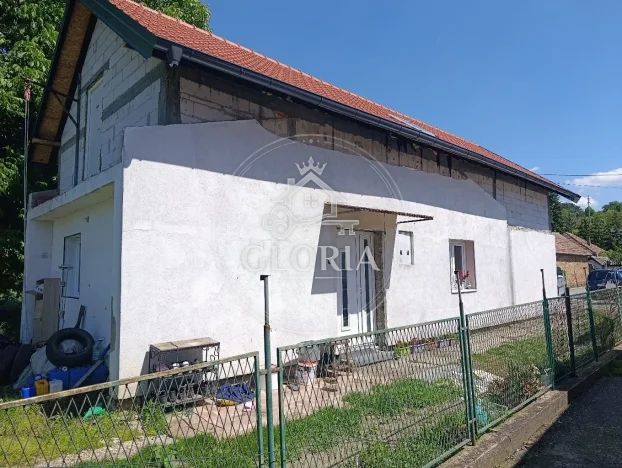 Дом, 130 м², Мислоджин, Обреновац
