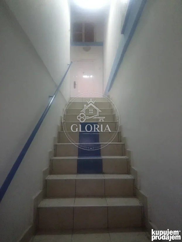 Двухкомнатная квартира, 46 м², Земун